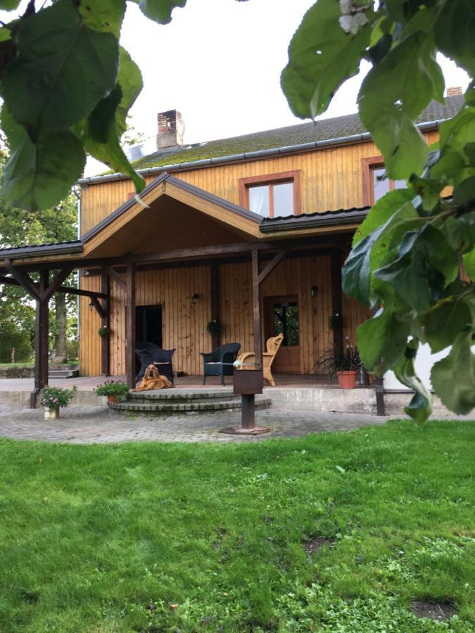 Dzirnavinas Motell Biksti Rum bild